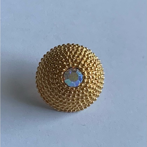 Signed Avon earrings featuring ab rhinestones - Picture 3 of 6